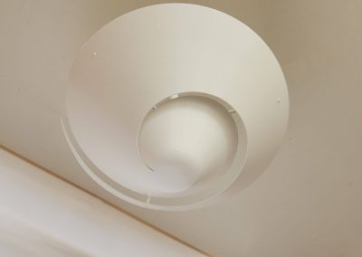 Serge Mouille Small Snail White 3